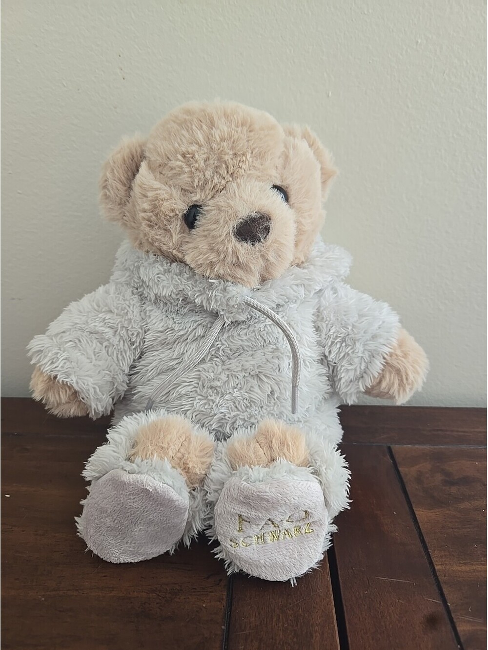 FAO Schwarz Brown Tan Teddy Bear 13” Plush Stuffed Animal Grey Hoodie Slippers